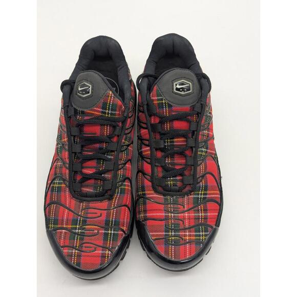 Nike Air Max Plus Tartan Plaid Shoes Womens Size 9 Red Black Athletic AV9955-001